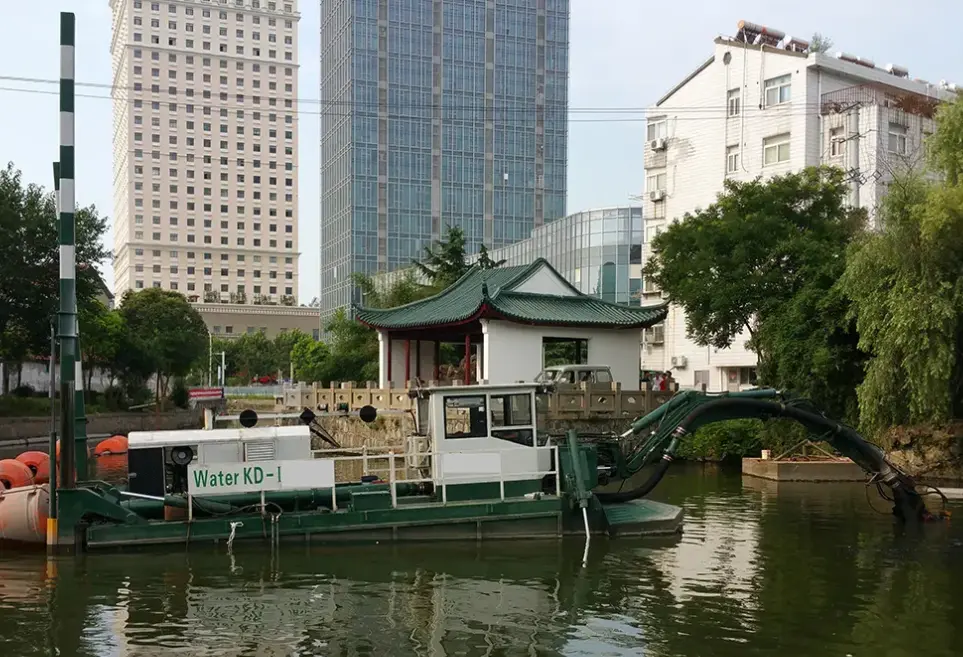 Multi-Function Amphibious Dredger