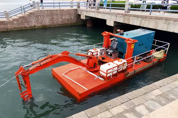 Amphibious Excavator